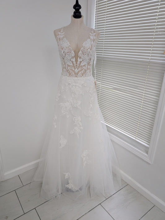 Private Design Collection Mary Grace Wedding Gown Size 14