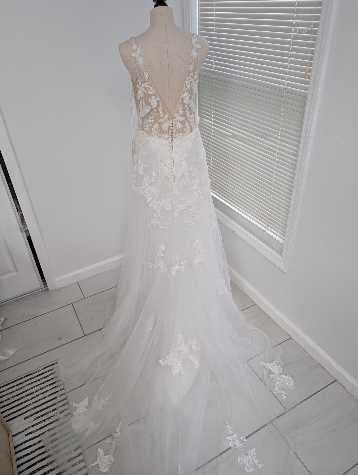 Private Design Collection Mary Grace Wedding Gown Size 14