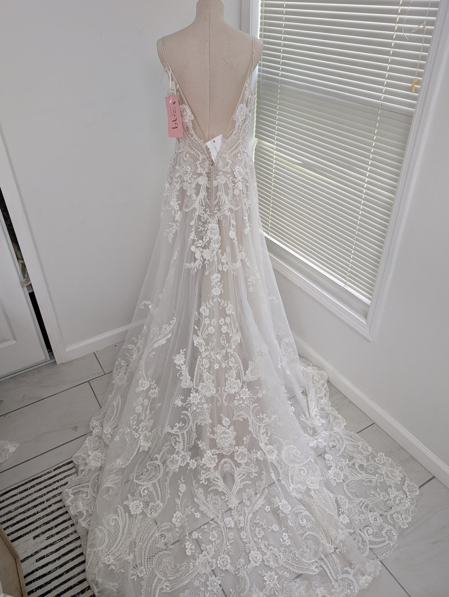Private Design Collection Lily Wedding Gown Size 14