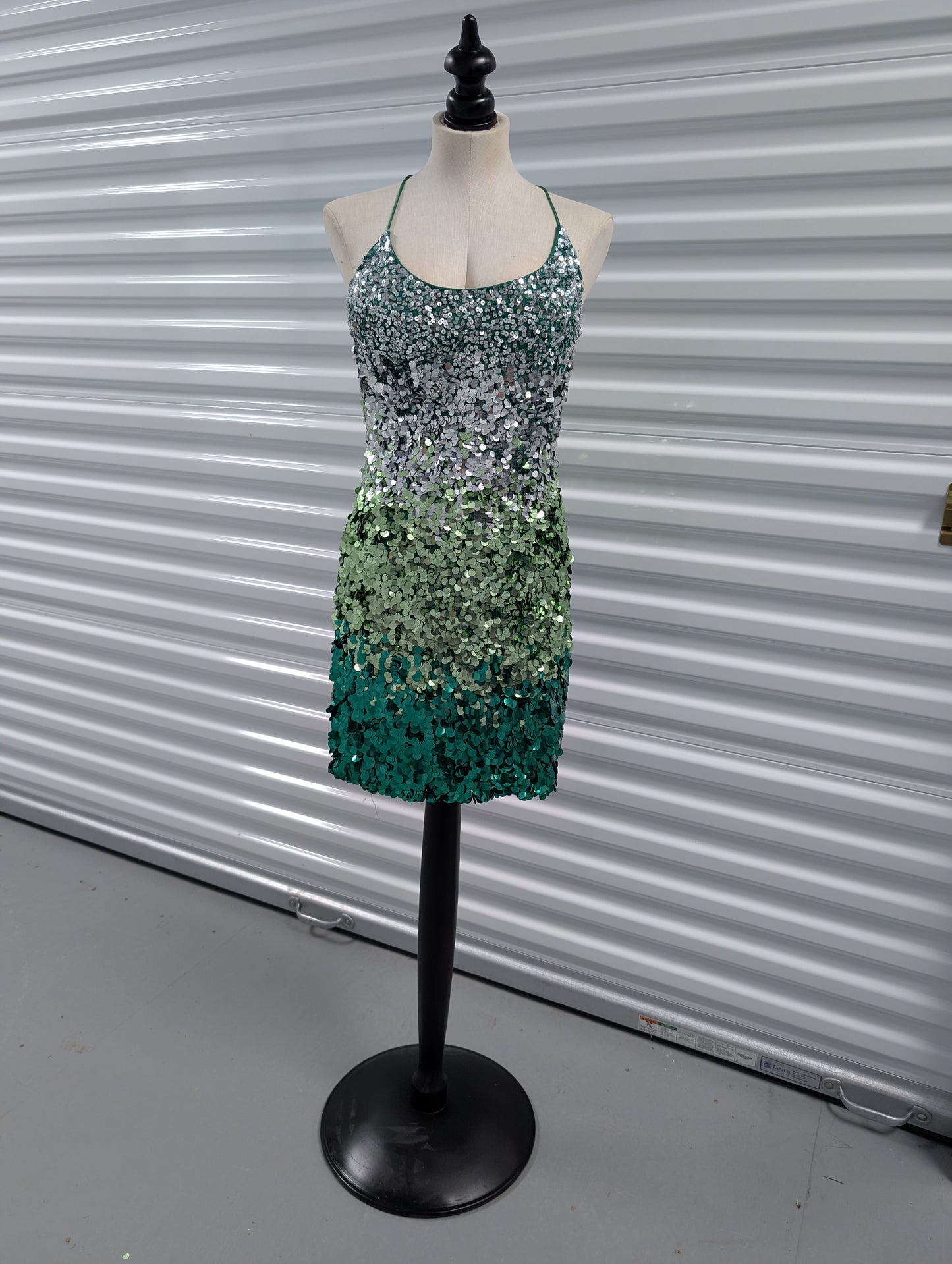 Primavera Ombré Cocktail Spaghetti back dress size 8