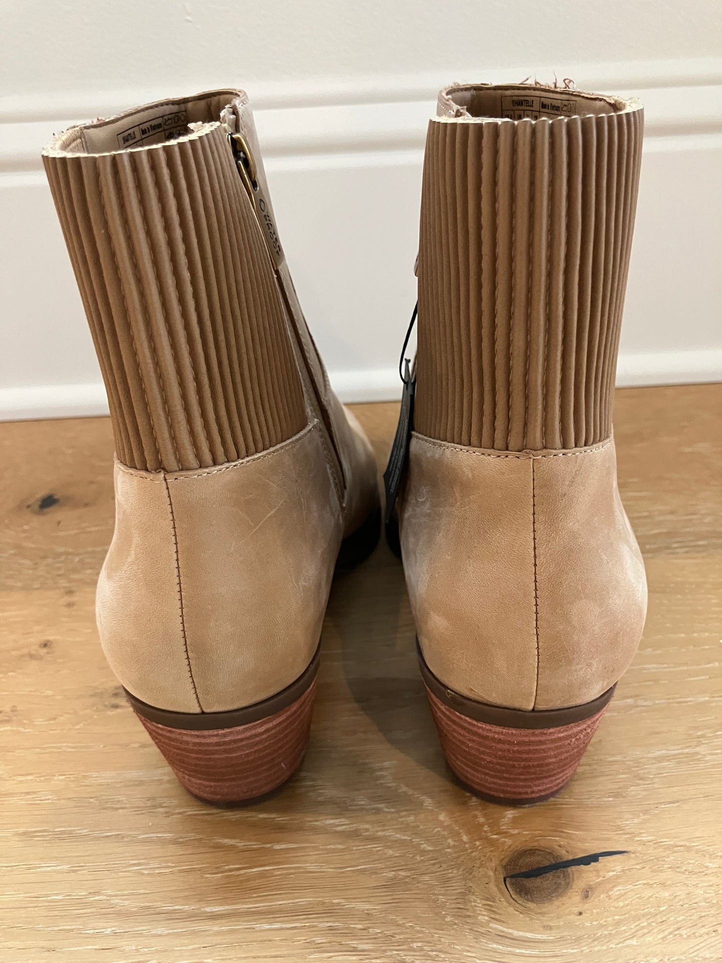 Vionic Shantelle Boots Women’s Shoes