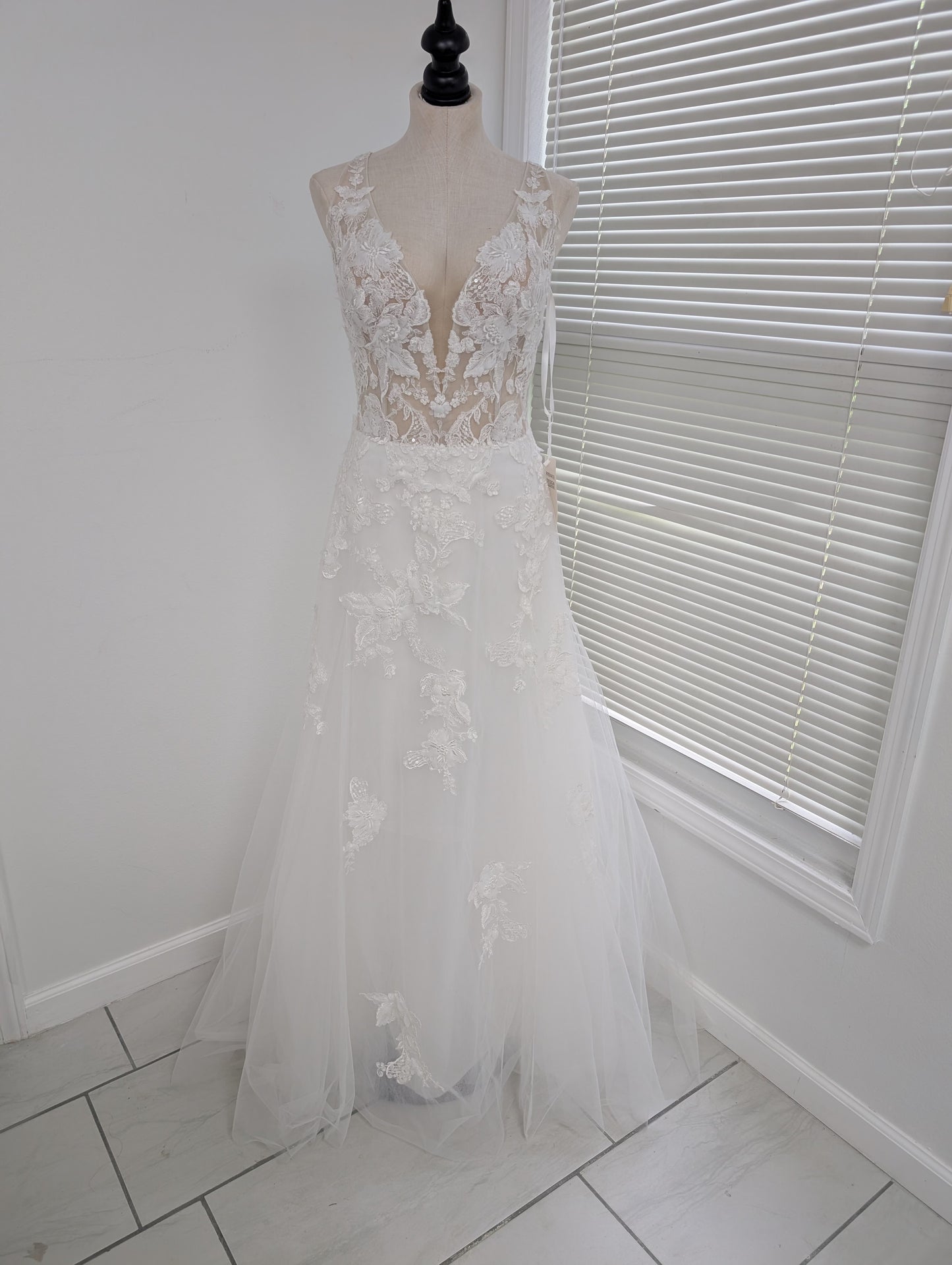 Private Design Collection Mary Grace Wedding Gown Size 14